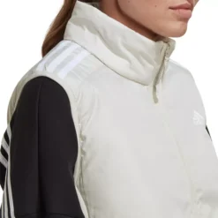 Adidas Essentials Insulated Vest Wintergilet 16 Adidas Essentials Insulated Vest Wintergilet -Sportarten Kleidung Geschäft A 3074448 NB6