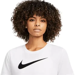 Nike Dri-FIT Swoosh Fitnessshirt -Sportarten Kleidung Geschäft A 3220601 NB2